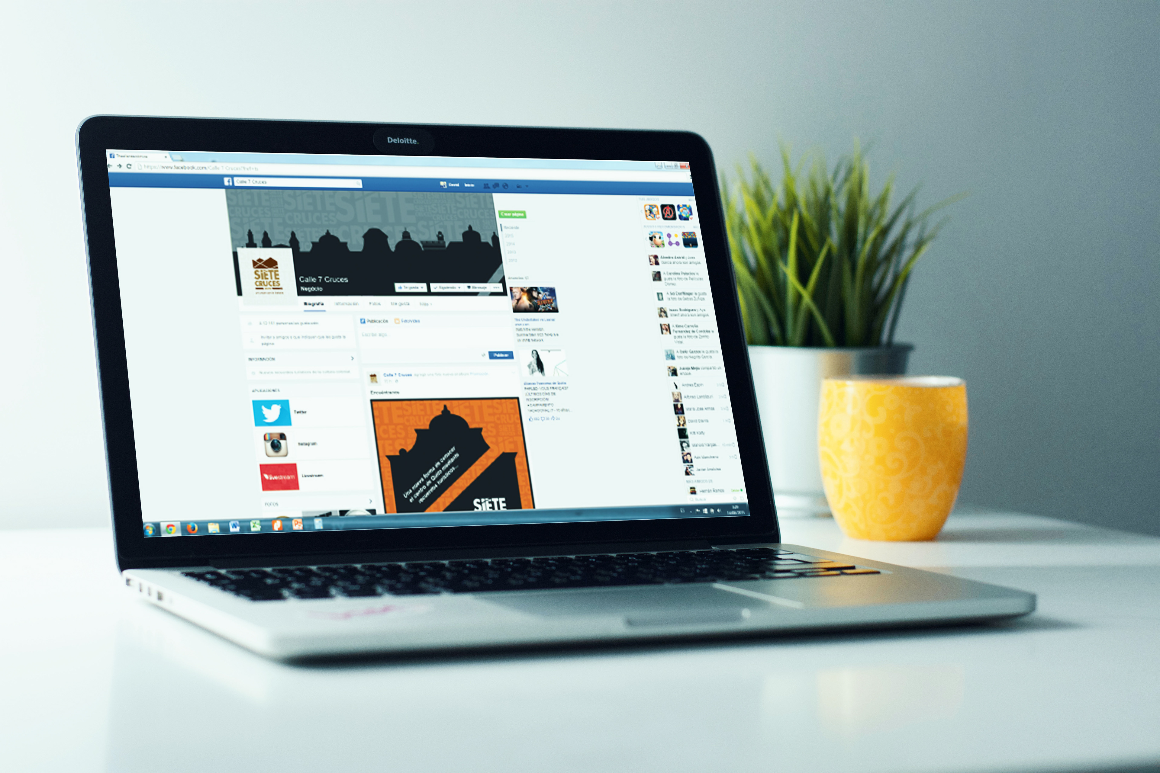 Montaje Fan page en Facebook